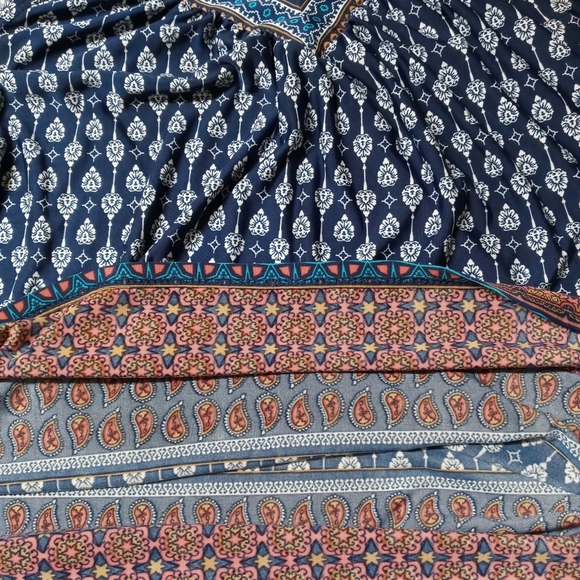 Bohemian style  blouse. - Picture 7 of 8